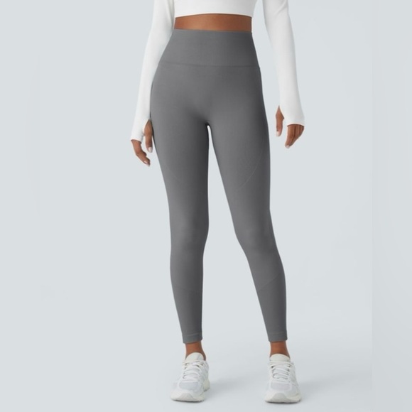 Halara Gray Seamless Flow High Waisted Tummy Control Butt Lifting Yoga Leggings - Picture 1 of 8